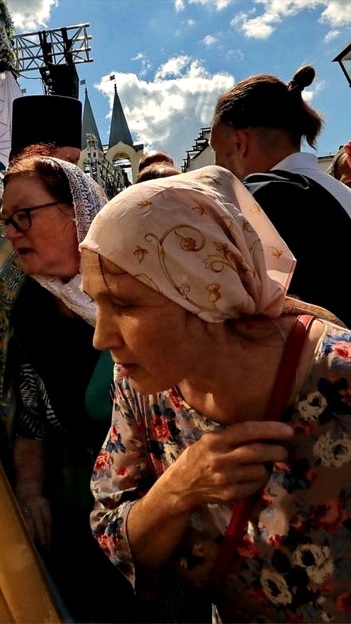На Донбассе найден образ Владимирской иконы, переданный в храм Чебаркуля