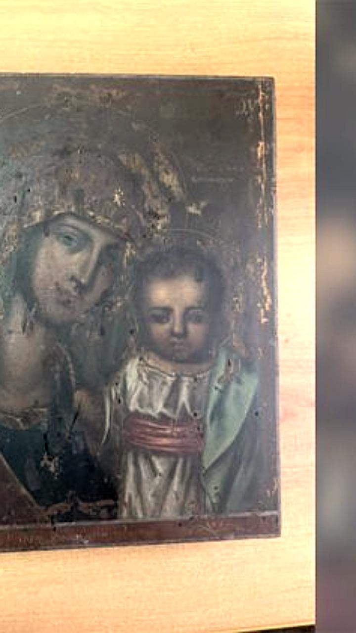 В Нязепетровске полицейские задержали мужчину за кражу иконы Казанской богородицы