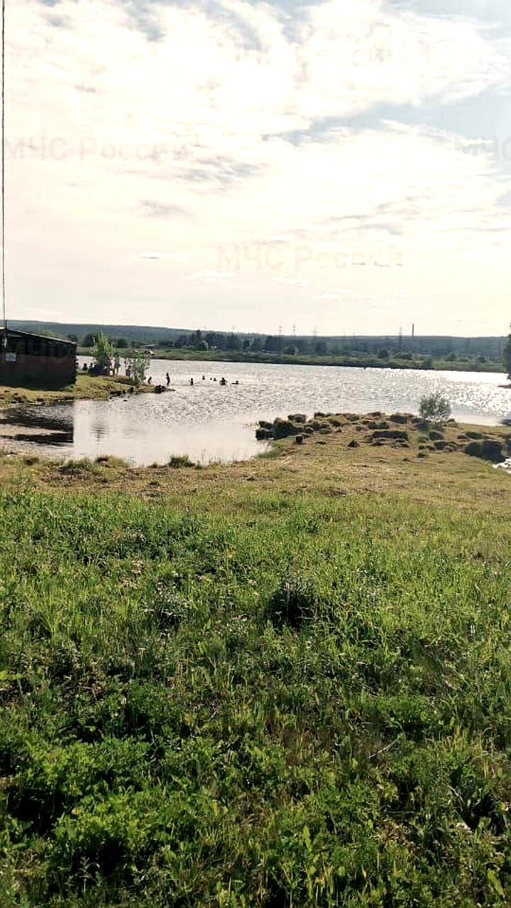Утонувший мужчина в Тулуне: трагедия на несанкционированном водоеме