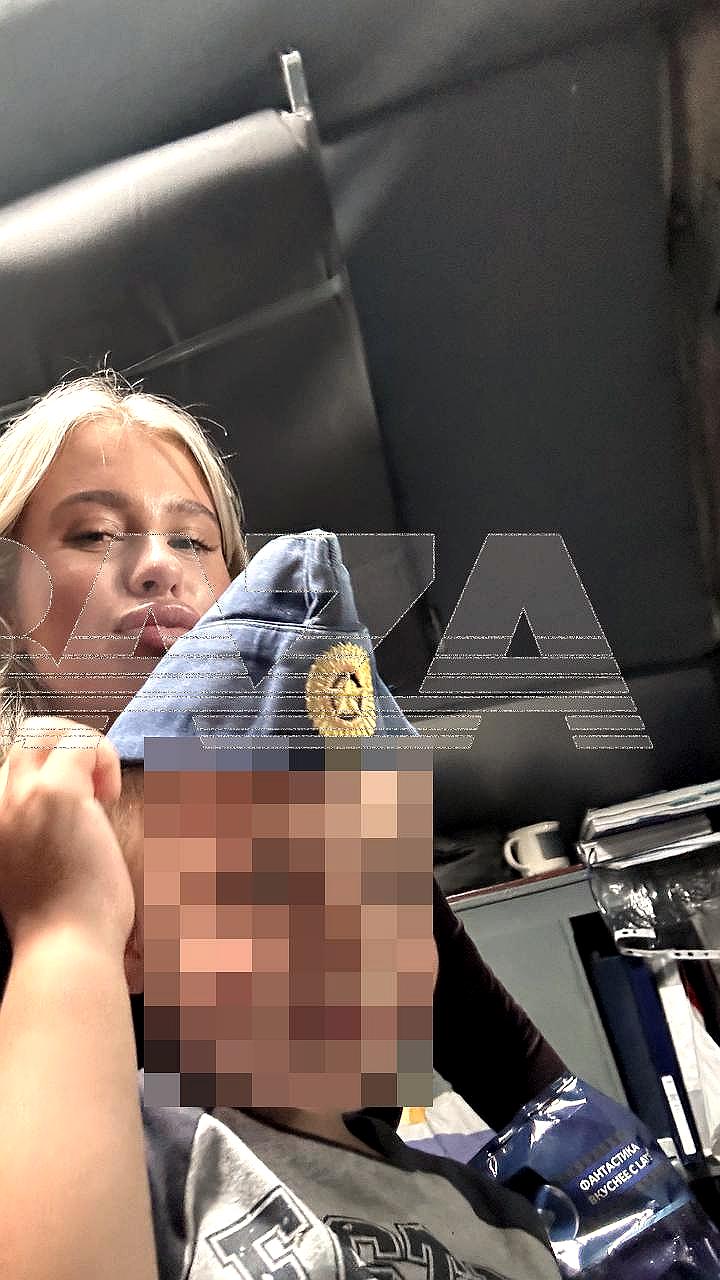 Блогерша Мария Шалаева прилетела в закрытый аэропорт Ростова на военном самолете