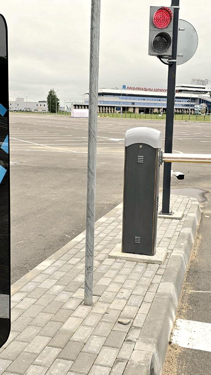 Аэропорт Сочи внедрил автоматизированную парковочную систему с распознаванием номеров