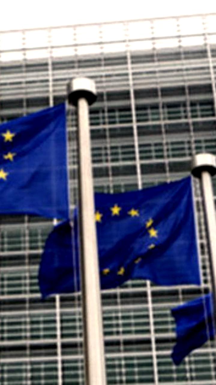 ЕС предлагает Словакии гарантии для снятия блокировки санкций против России