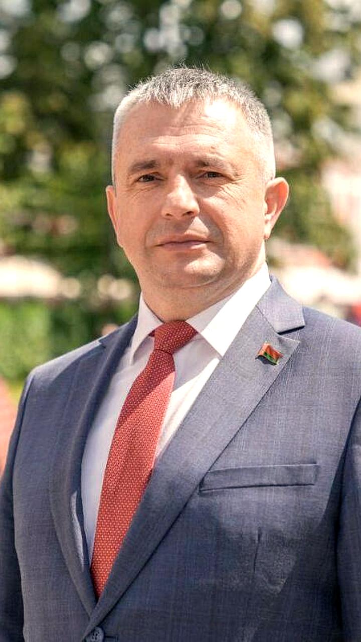 Александр Лукашенко поздравил налоговиков с профессиональным праздником