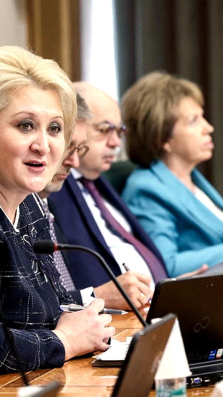Совет Федерации поддержал новые законы о подготовке кадров и социальной поддержке студентов