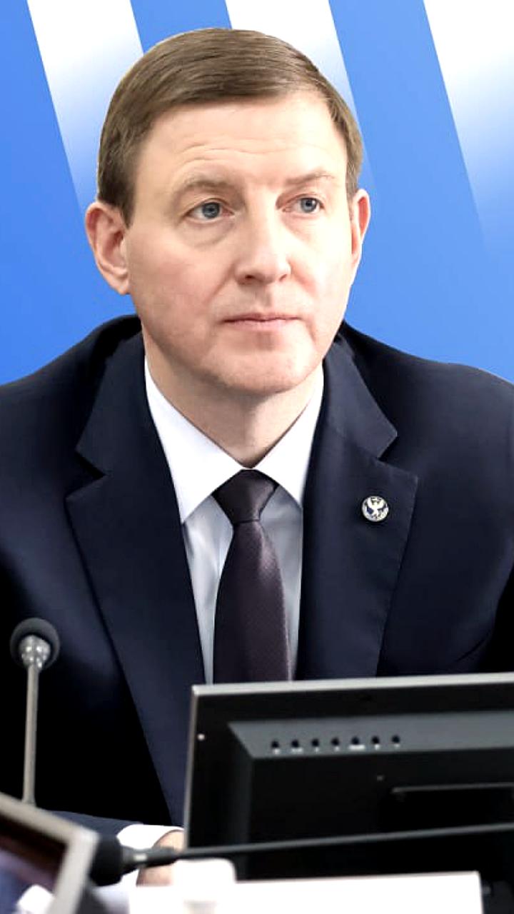 Прямая линия с губернатором: Алексей Беспрозванных ответит на вопросы жителей
