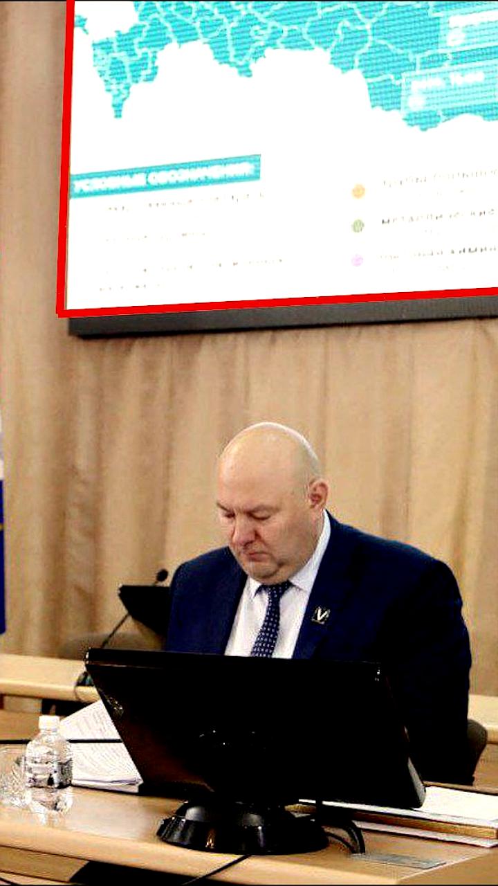 Мэр Хабаровска Сергей Кравчук попал в скандал из-за устаревшей карты России