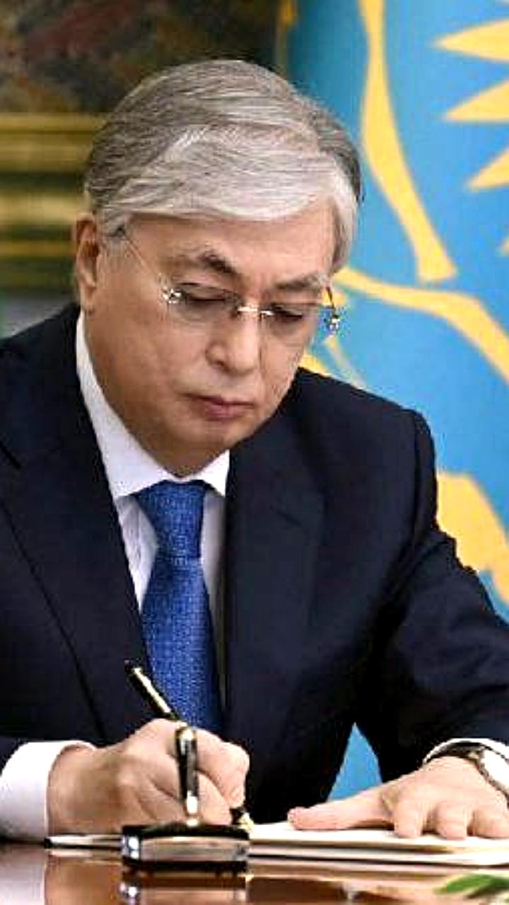 Подписан закон о военно-патриотическом воспитании и реформе военной службы в Казахстане