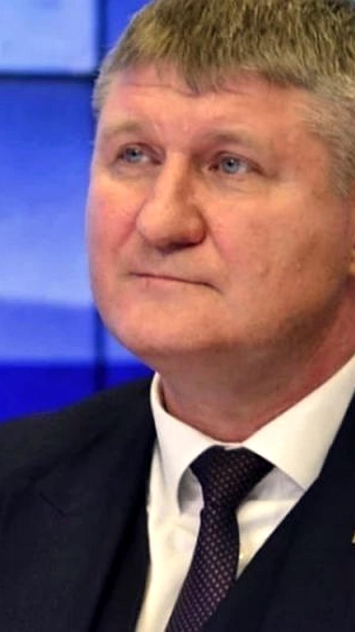 Депутат Михаил Шеремет предложил снять мораторий на смертную казнь для террористов в России