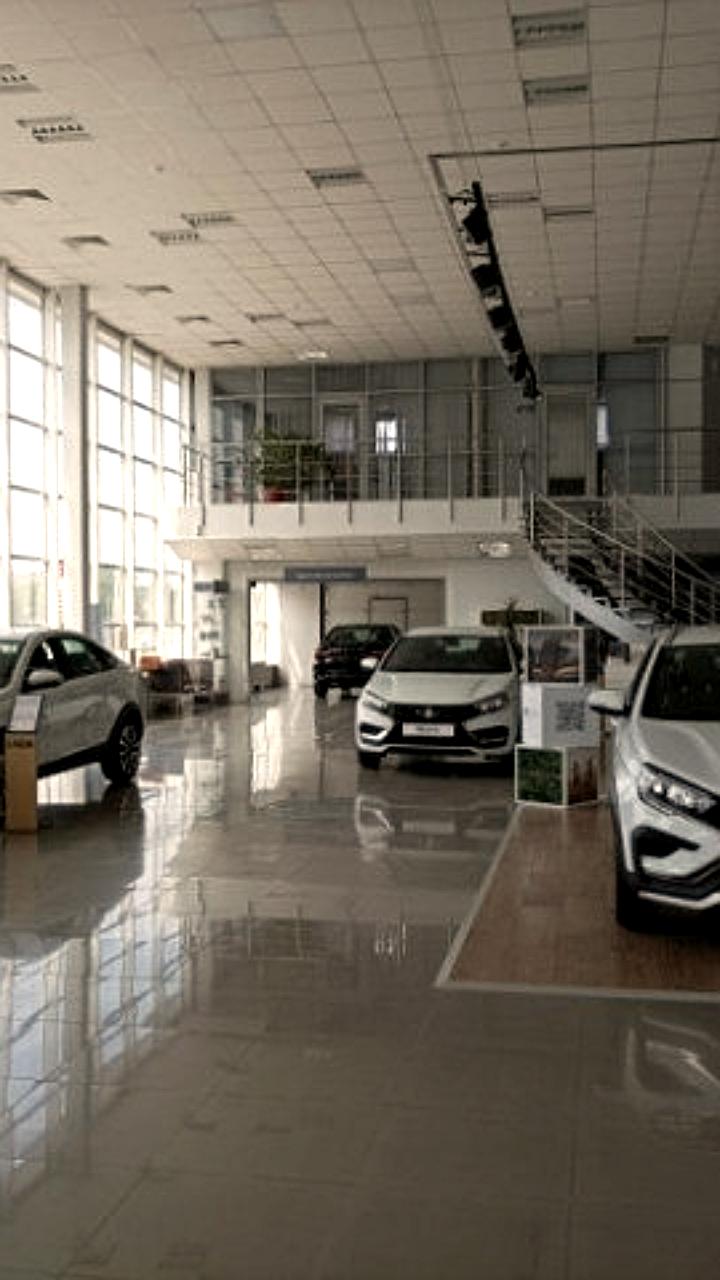 Lada Vesta с автоматом возглавила продажи автомобилей в России в первом полугодии 2025 года