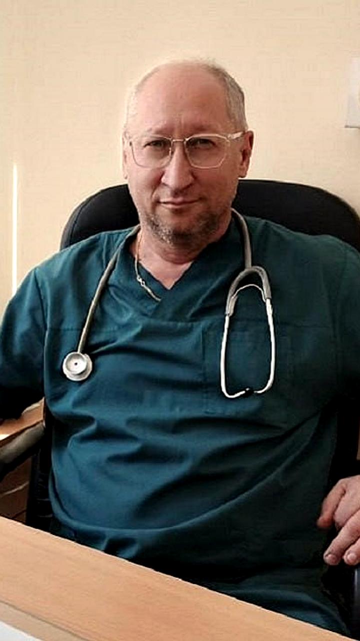Экстренные операции в Красноярске и Магнитогорске: успешное извлечение самореза и лечение редкой патологии пищевода