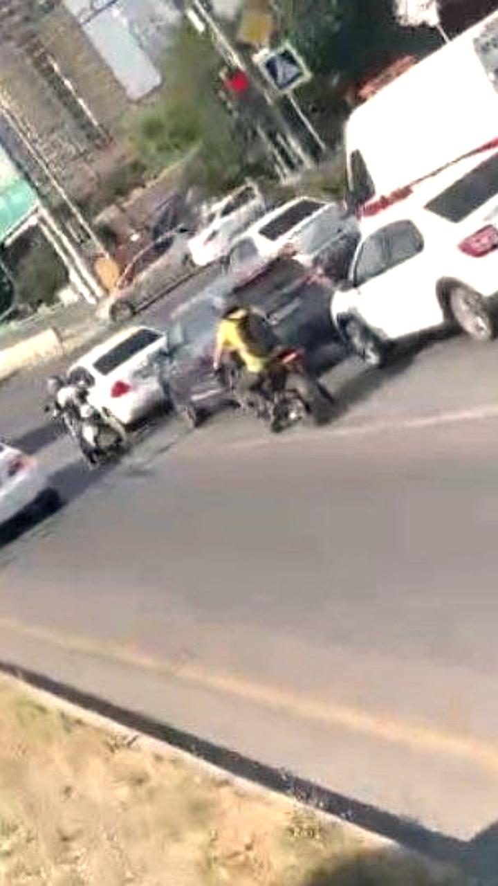 В Краснодаре водителя оштрафовали за движение по встречной полосе за скорой помощью