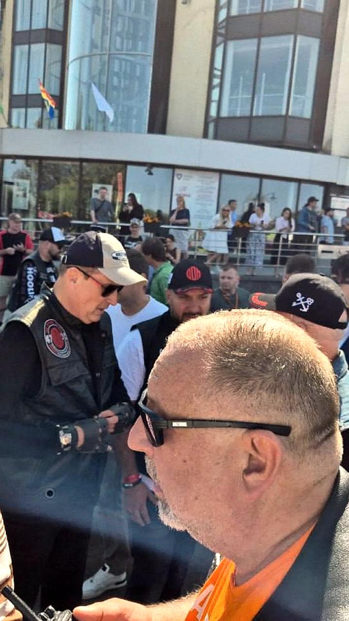 Байкеры стартуют в Выборг на фестиваль «Балтик Ралли» под руководством губернатора Дрозденко