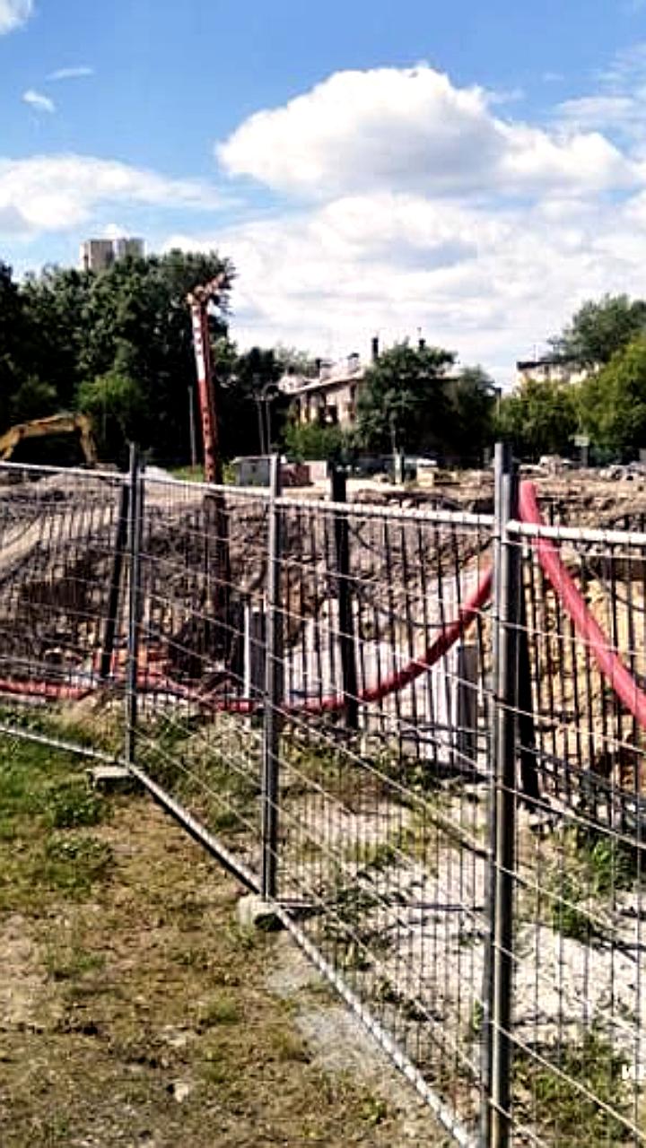 В Екатеринбурге вице-мэр обсудил проблемы строительства с жильцами
