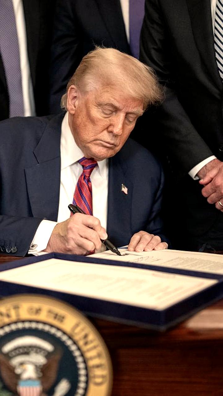 Трамп за полгода второго срока радикально изменил мировой порядок, по мнению экспертов