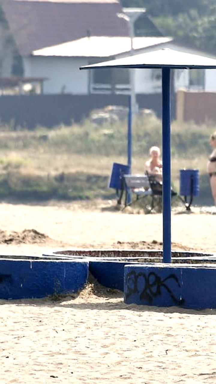 Обнаружение загрязнения воды приводит к запретам на купание в нескольких регионах
