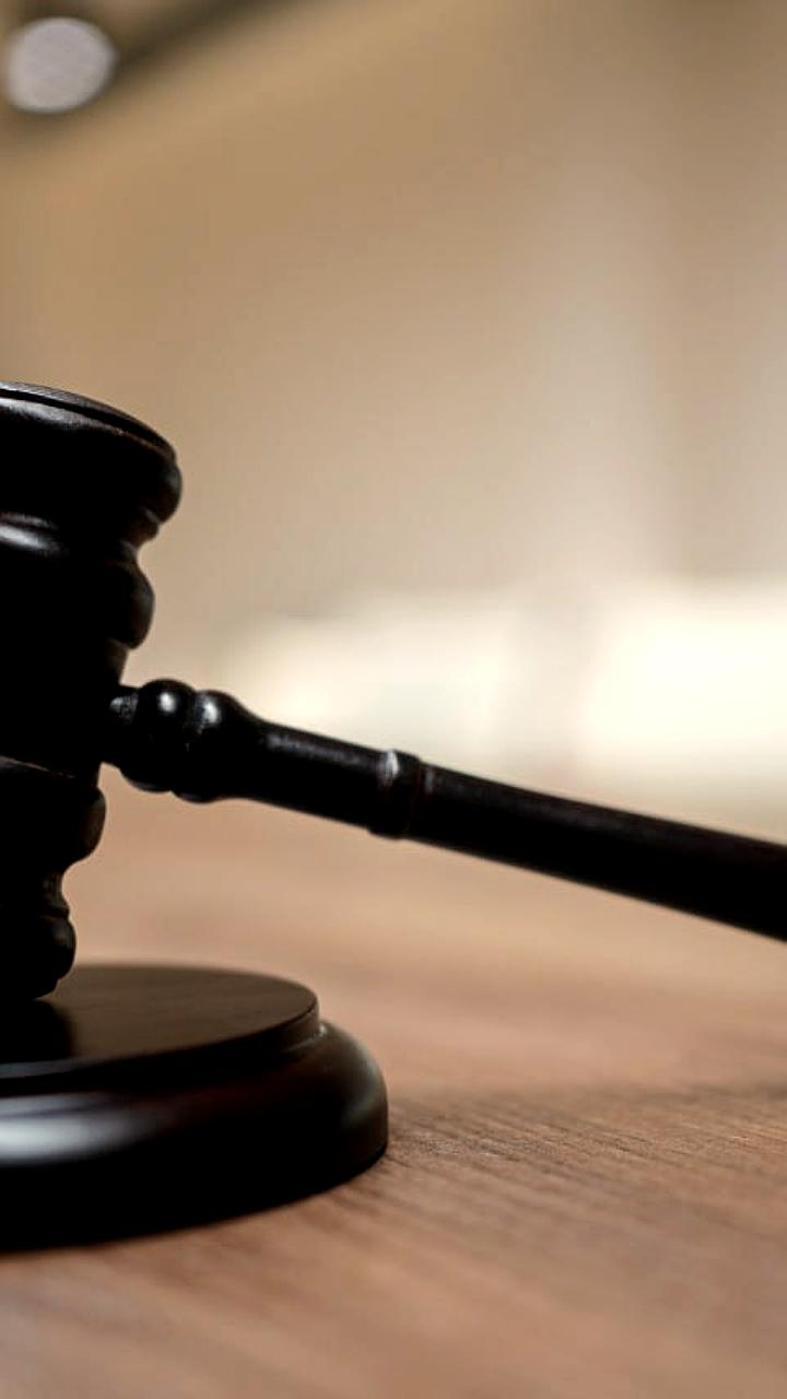 Суд арестовал 17-летнего подростка за нападения на женщин в Красном Селе
