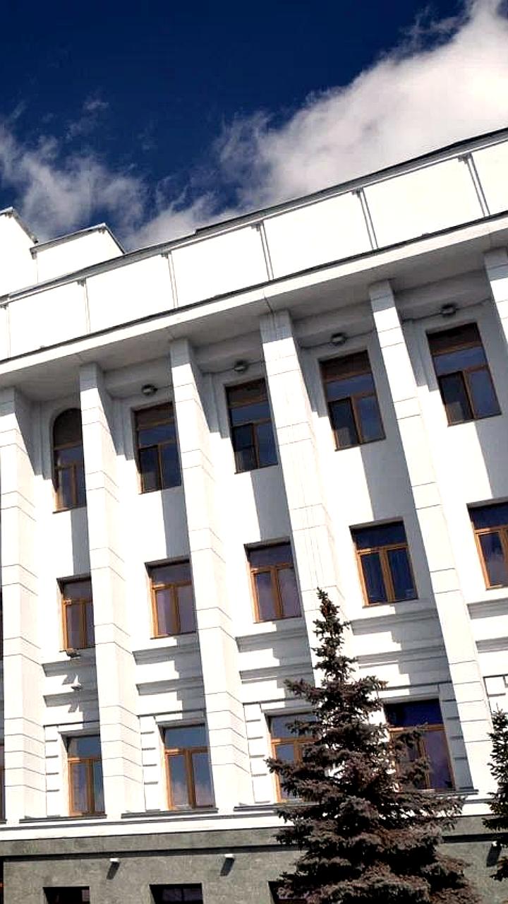 В Омской области выделены субсидии на развитие дорожной инфраструктуры и модернизацию ЖКХ