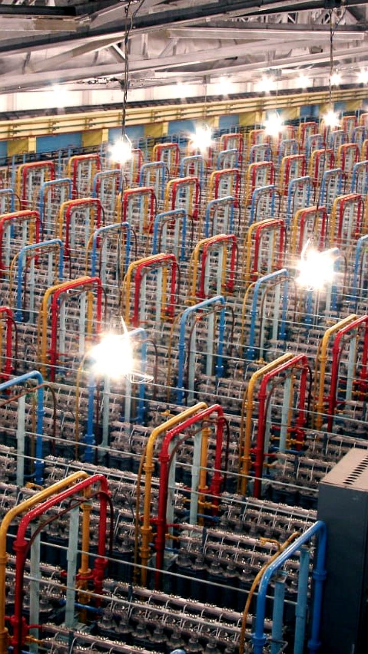 Росатом представил газовую центрифугу ГЦ-10 для обогащения урана