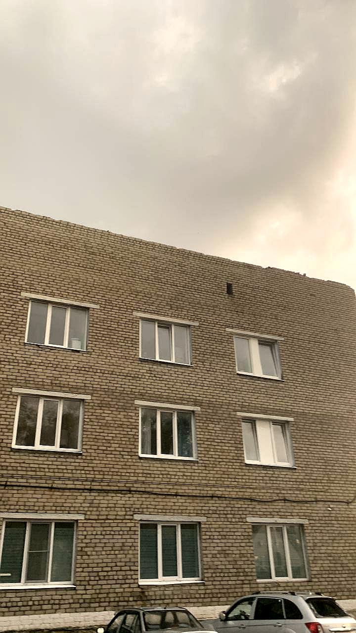Губернатор Саратовской области инициировал оценку ущерба от сильного ветра в Новых Бурасах