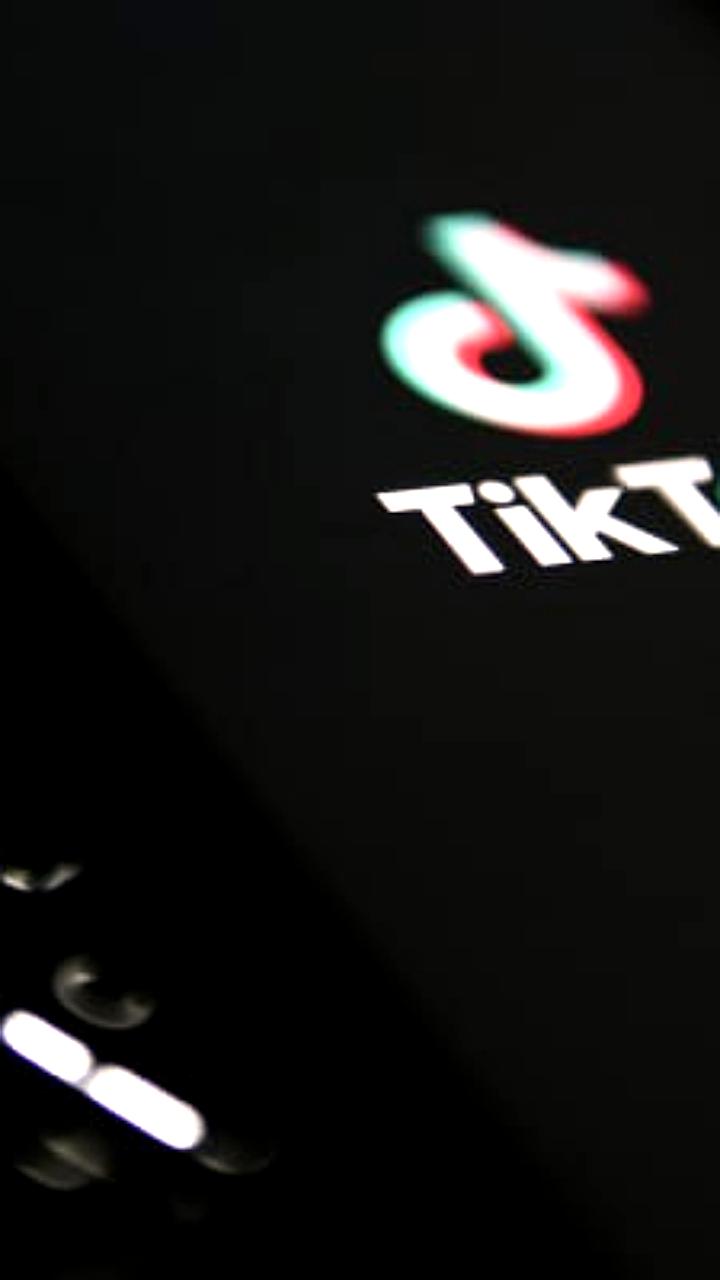 Сотрудники TikTok в Берлине протестуют против замены на ИИ