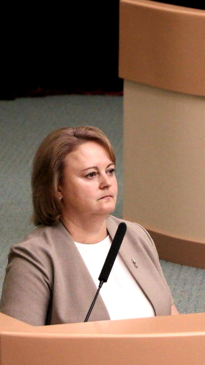 Юлия Васильева назначена уполномоченным по правам детей в Саратовской области