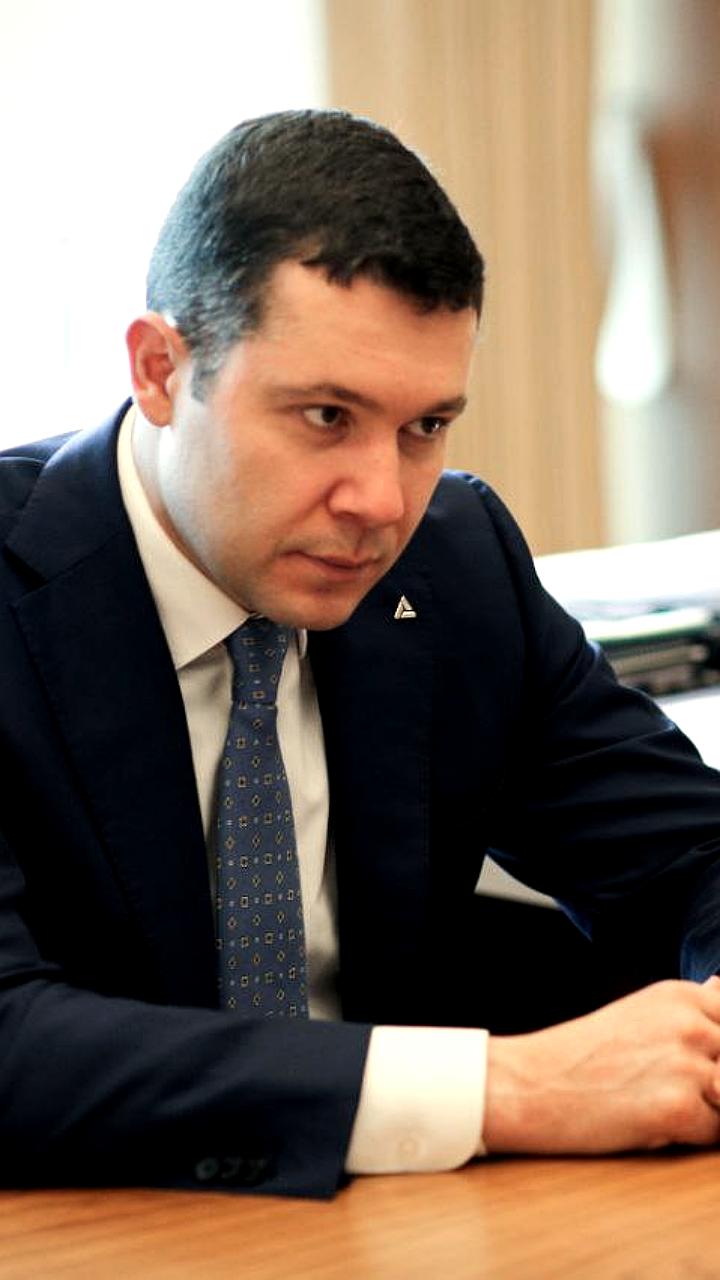 Антон Алиханов стал наставником подполковника Дениса Камалетдинова в программе «Время героев»