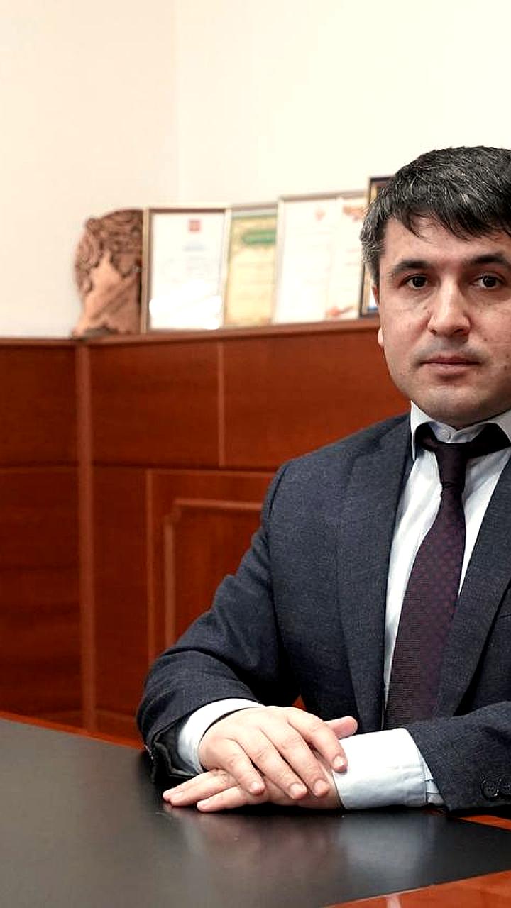 Два человека упали за борт теплохода на реке Мойка, но не пострадали