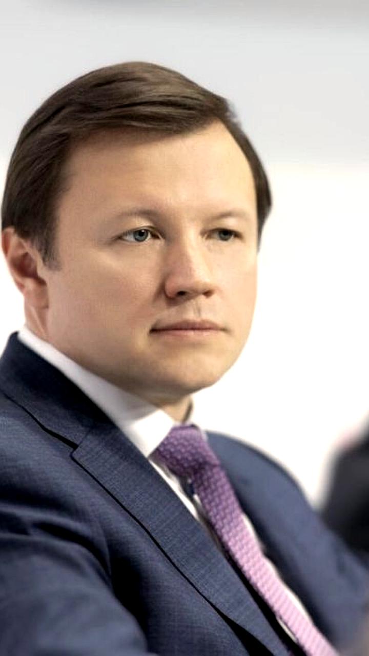Глава Архангельска Морев и заммэра Москвы Ефимов обсуждают проблемы жителей и реновацию жилья