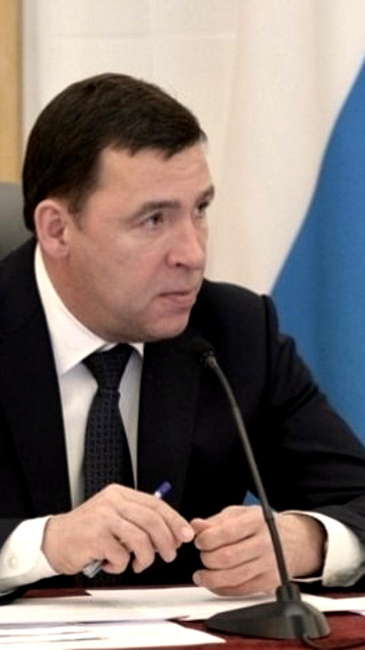 Евгений Куйвашев впервые на публике после долгого молчания, Паслер удивил элиту на Кубке губернатора