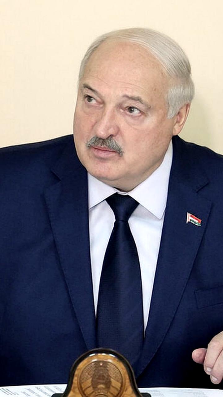 Лукашенко обсудил мирный процесс и будущее Беларуси в эксклюзивном интервью