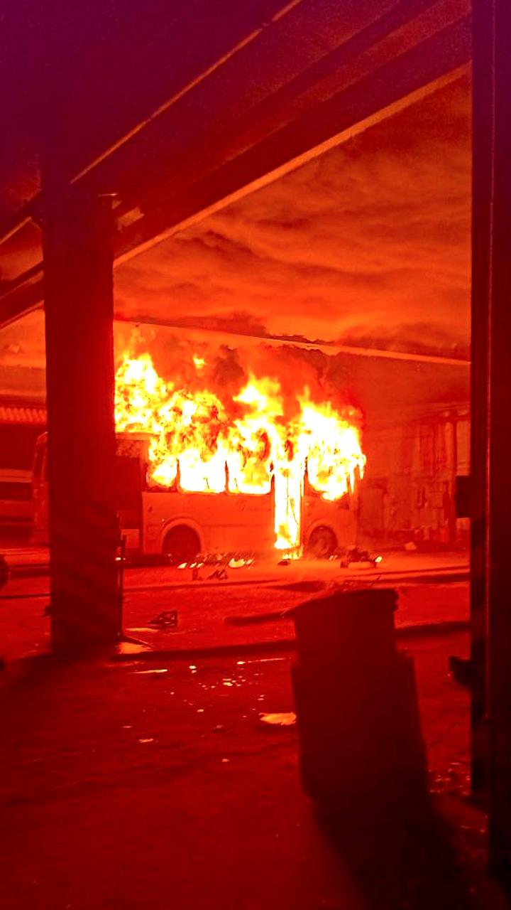 Пожар в Салавате: автобус 'Башавтотранса' потушен без пострадавших