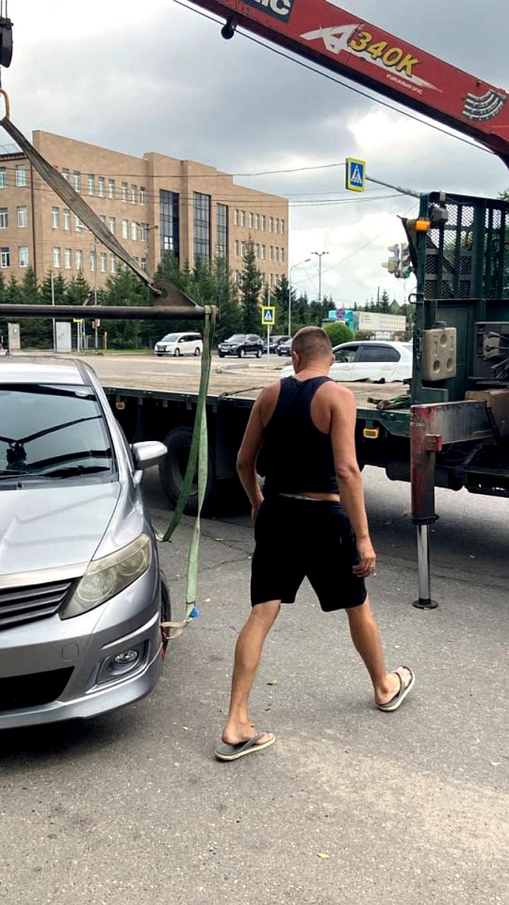Запрет на парковку на улице Суворова с середины августа для борьбы с заторами