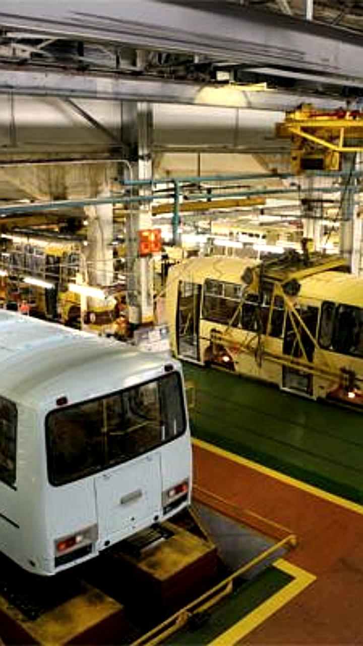 Завод ПАЗ приостановил работу из-за снижения спроса на автобусы