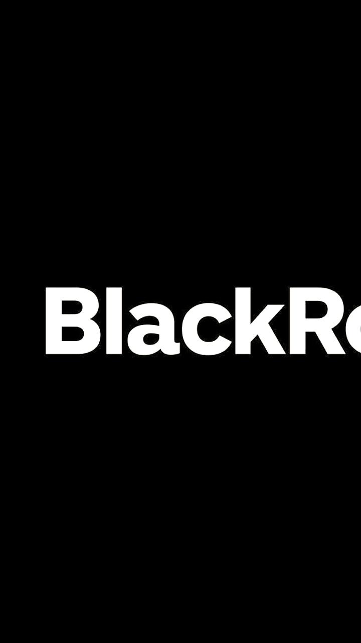 SEC рассматривает заявку BlackRock на стейкинг спотовых Ethereum ETF