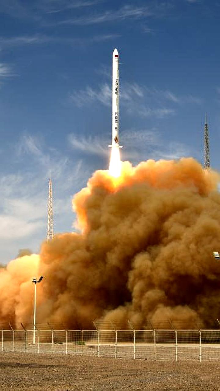 Китай успешно запустил ракету-носитель SQX-1 Y10 с космодрома Цзюцюань