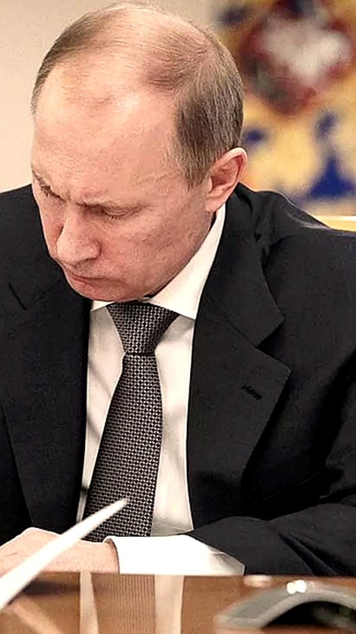 Путин подписал закон о блокировке фильмов, нарушающих традиционные ценности