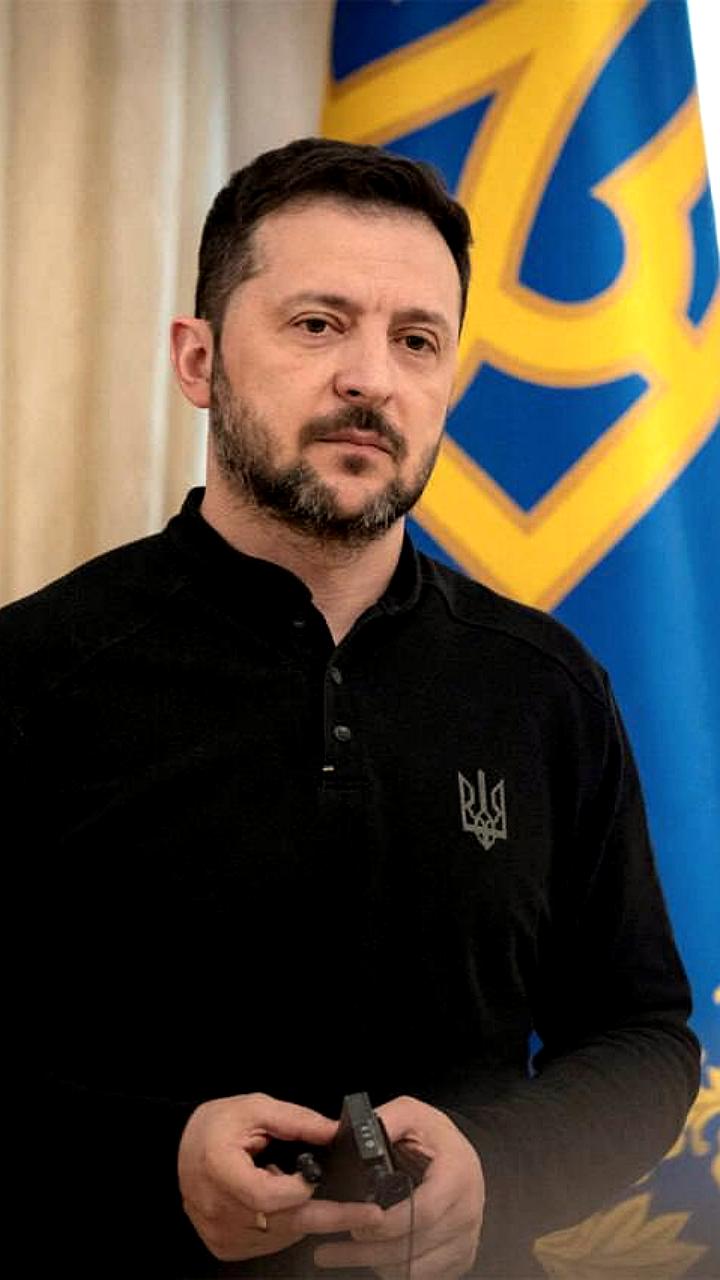 Зеленский предлагает перейти к переговорам на уровне лидеров для завершения войны