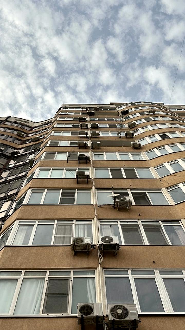 Запуски новых жилых комплексов в России снизились на 19% за 7 месяцев, но в июле наблюдается рост