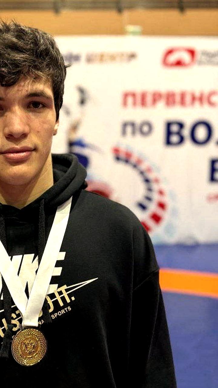 Исса Зангиев завоевал бронзу на Чемпионате мира по борьбе U-17 в Афинах