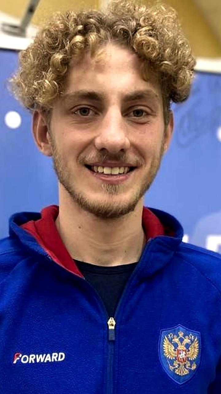 Илья Бородин и Максим Ступин вышли в финал чемпионата мира по плаванию в Сингапуре