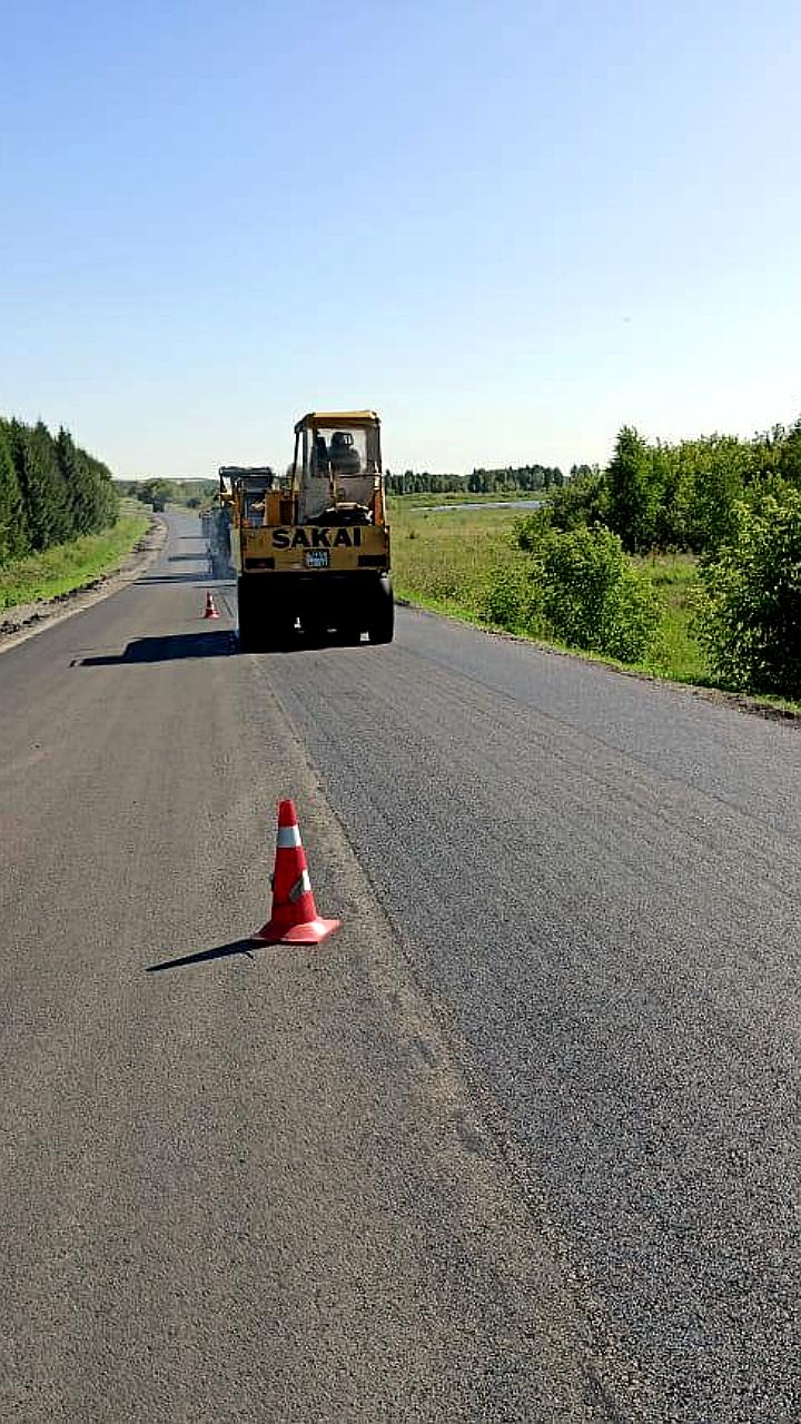 В Омской области и Заринском районе продолжается ремонт дорог в рамках национального проекта