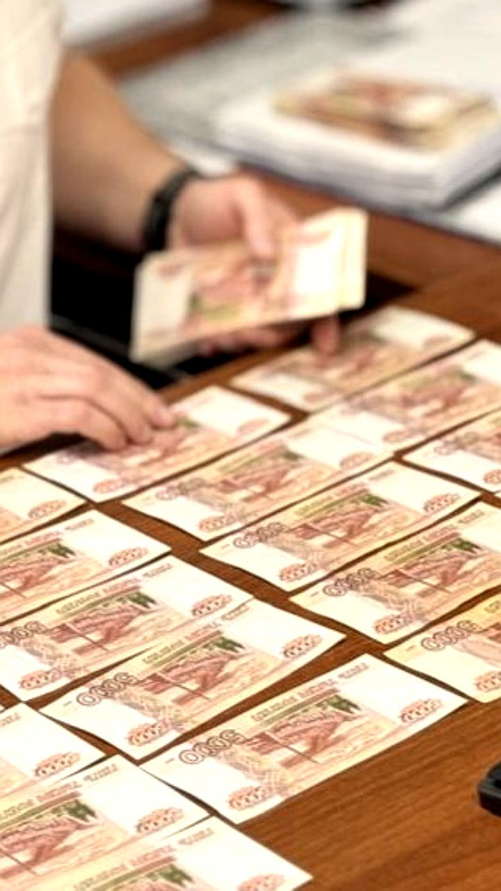 В Дагестане возбуждено уголовное дело против сотрудников Фонда пенсионного и социального страхования за получение взятки