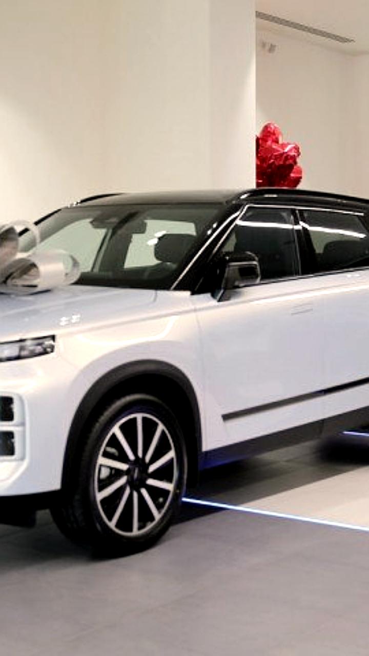 Рекордные продажи легковых автомобилей в России за 31-ю неделю 2025 года