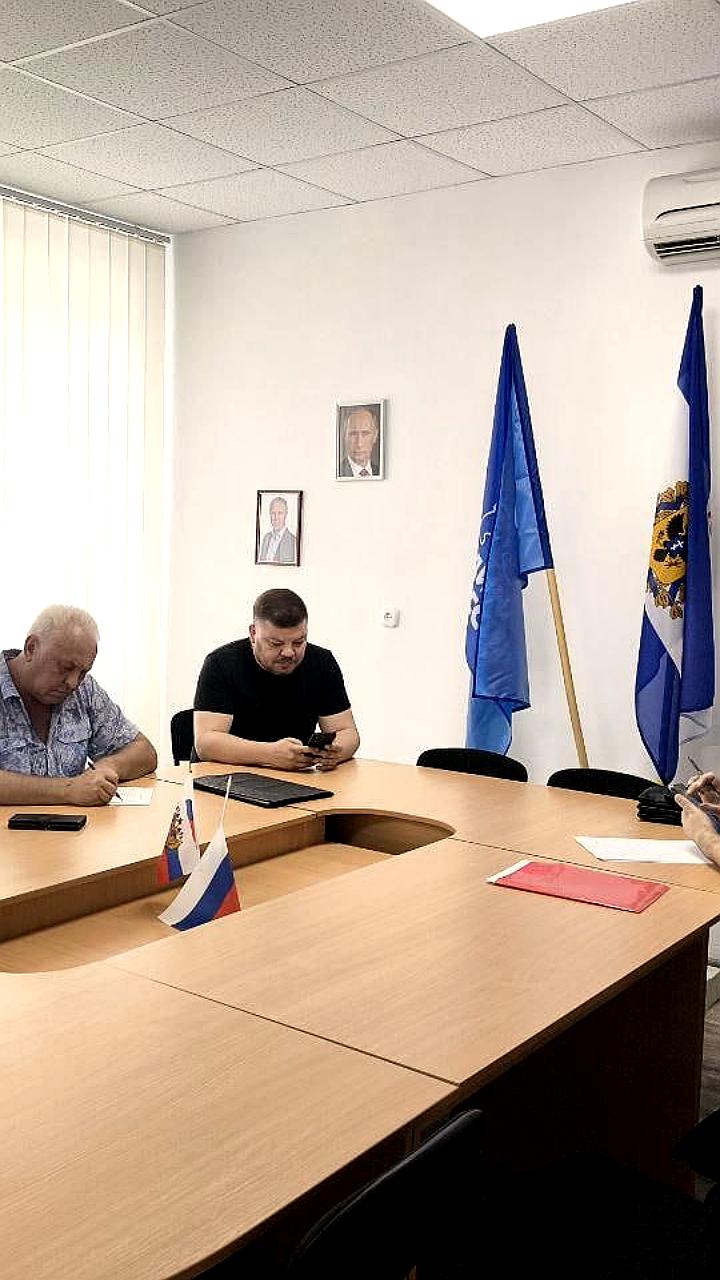 В Верхнерогачикском округе усилен контроль за легальным трудоустройством в агросекторе