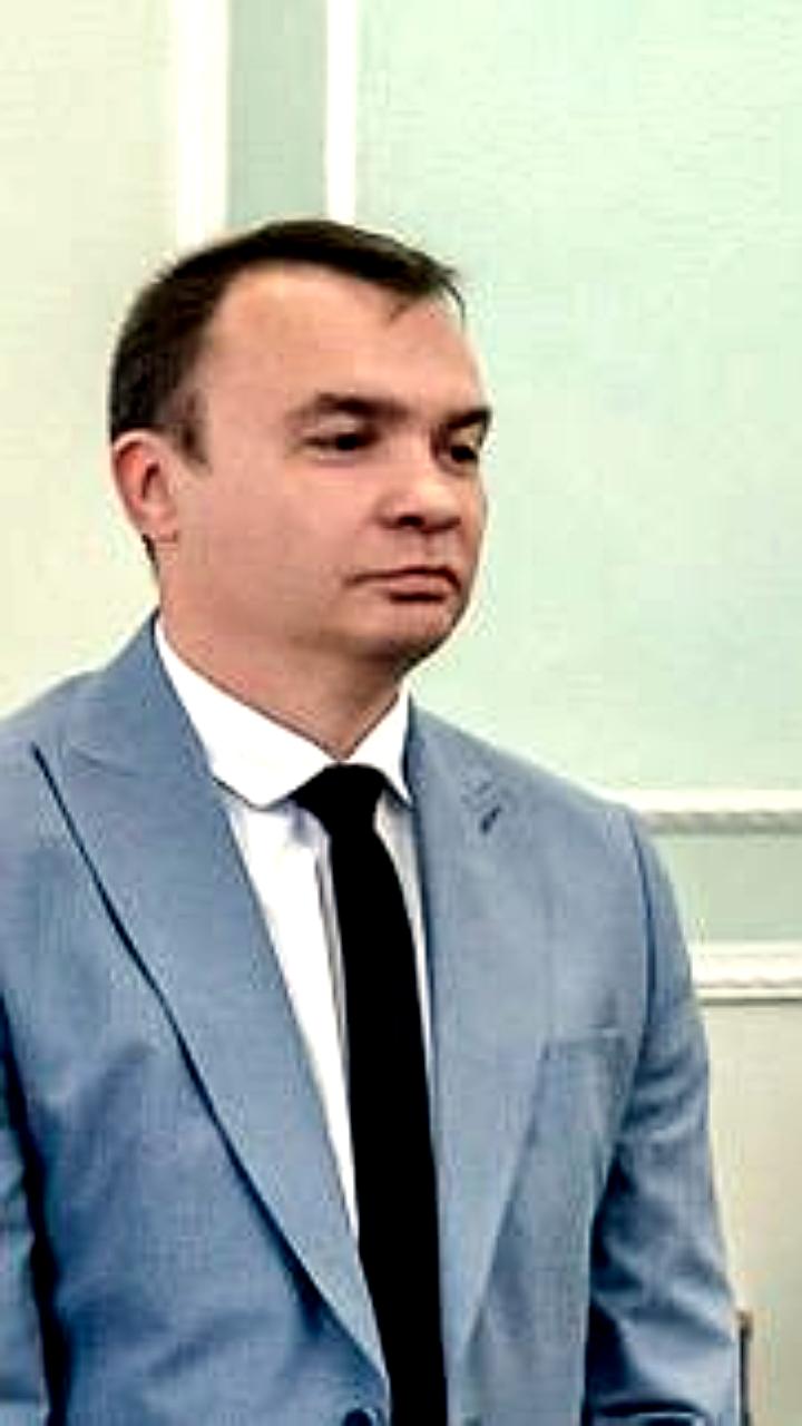 Назначения и изменения в администрации Кировского и Кронштадтского районов