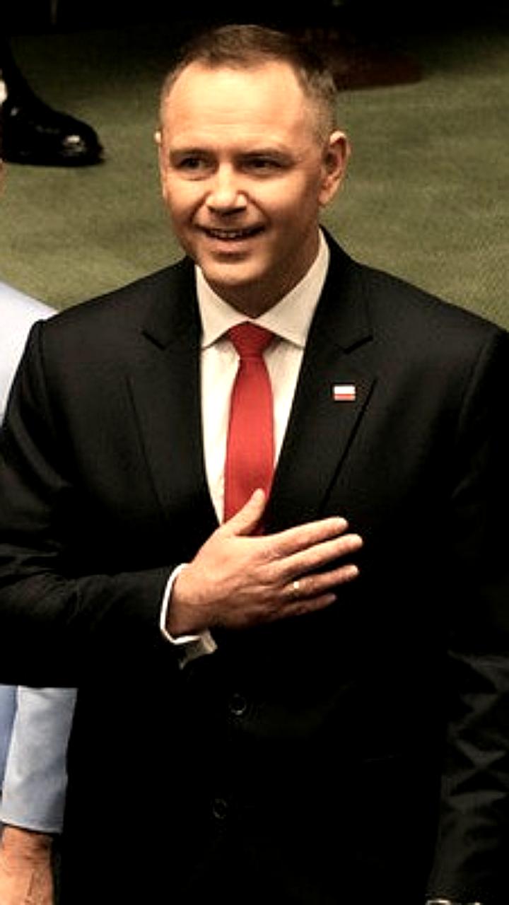 Кароль Навроцкий официально вступил в должность Президента Польши