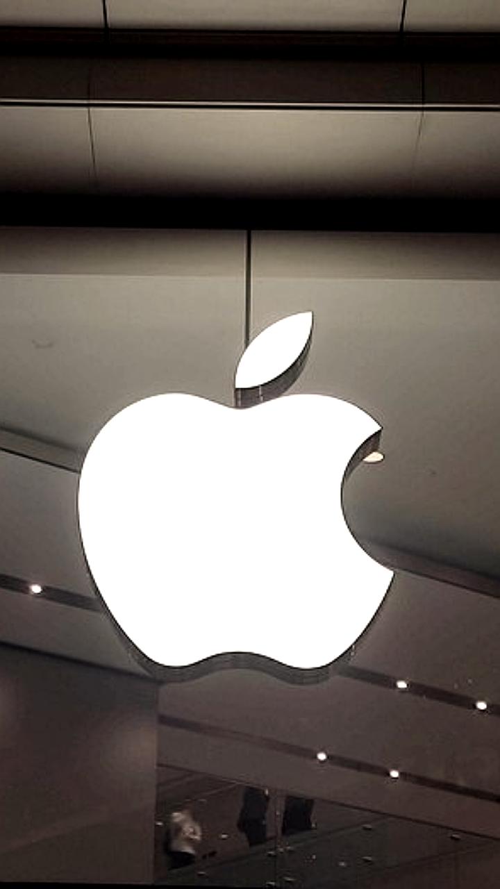 Трамп анонсирует инвестиции Apple в $100 млрд для производства в США