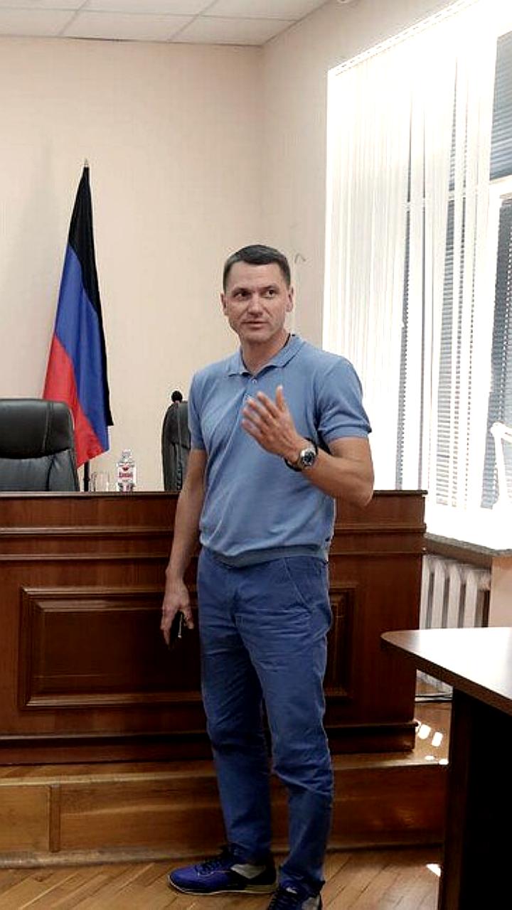 Встреча главы Правительства ДНР с работниками «Воды Донбасса» и гуманитарная помощь от фермера из Херсона