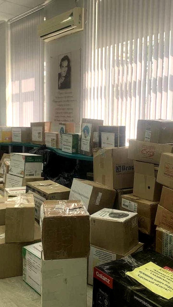 Анапчане собрали более 2000 книг для библиотек Херсонской области