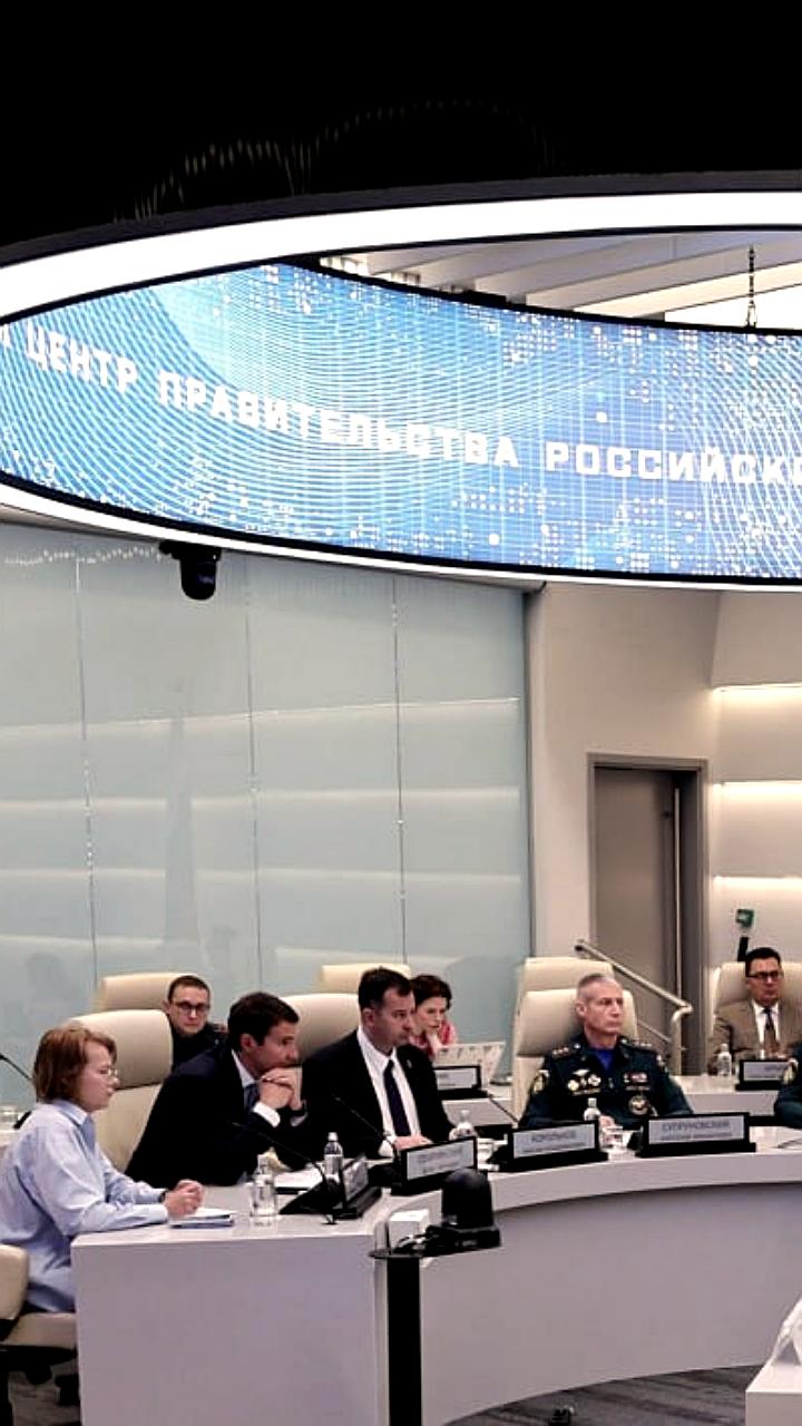 В Красноярске установили бронзового суслика, а в Казани прошли соревнования человекоподобных роботов